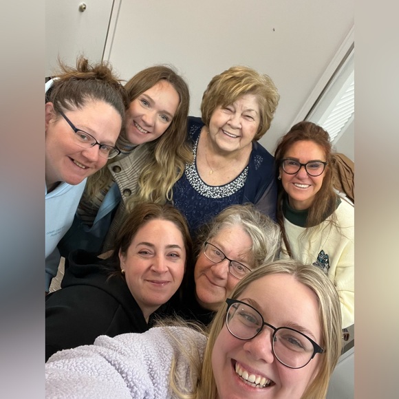 Tag your it - your flock is joining the live w/grams and fam - Picture 4 of 11